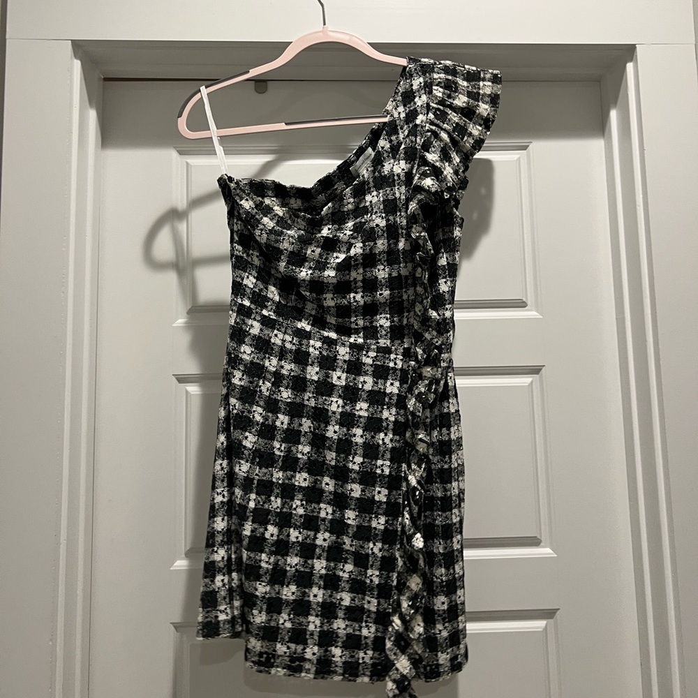 Black and White one shoulder lovers and friends dress